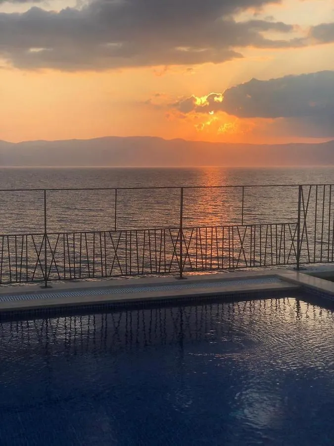 Villa Chios Ormen Çeşme